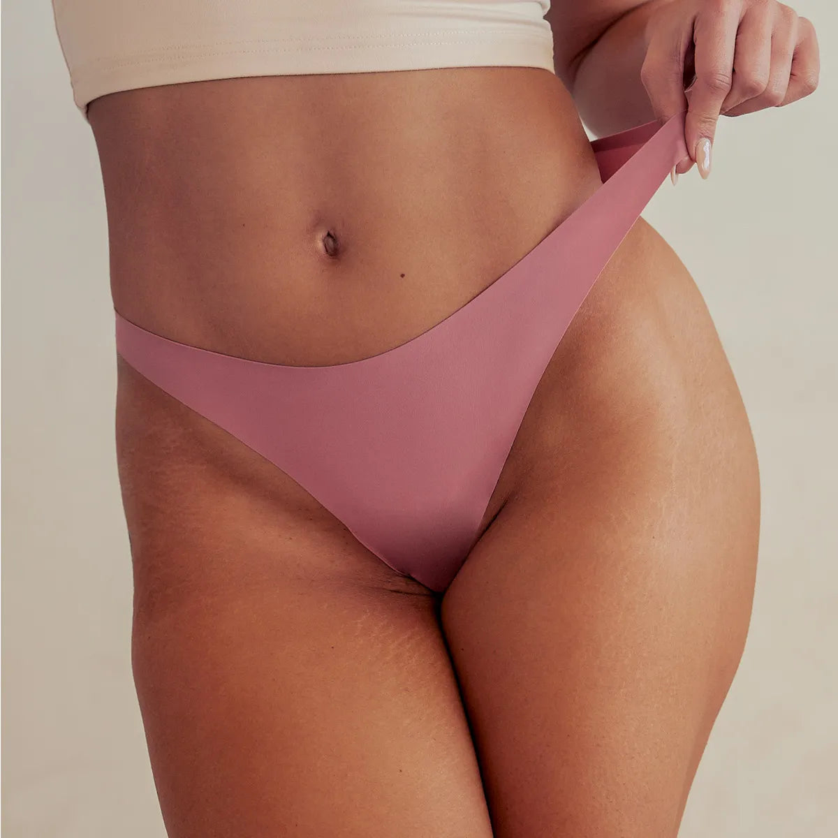 Mid-Waist Seamless Hipster Panty